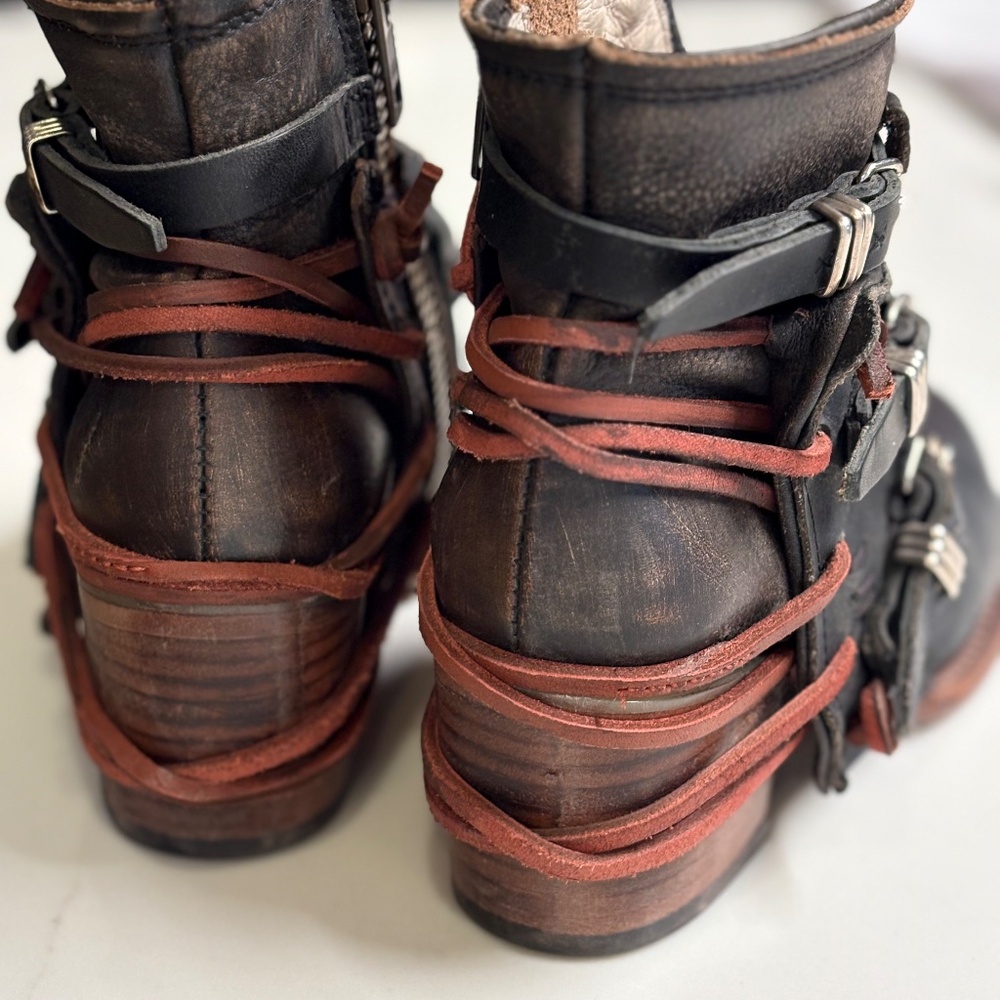 Freebird Crue Ankle Boots - Size 5 - Picture 4 of 7